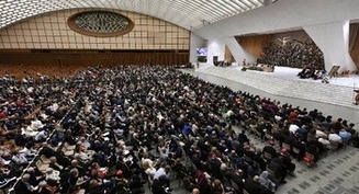 Una Iglesia sinodal evangeliza mejor y trabaja conjuntamente por la justicia, afirma el Papa León