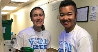 8 maneras de amar y servir a los pobres siguiendo el llamado del Papa León en 'Dilexi Te'