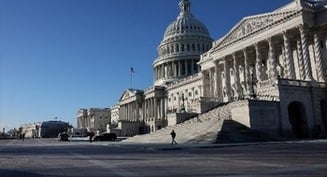 Grupos provida expresan preocupación ante llamado de Trump para poner fin a regla del filibusterismo