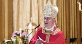 Eucharist gives strength to scale divisions, 'makes us one in Christ,' says Bishop Massa