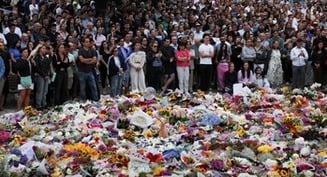 'Enough' of antisemitic violence, say pope, archbishop after Australia attack