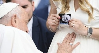 Toda vida es sagrada: El Papa luchó contra el aborto, la pena de muerte y la pobreza