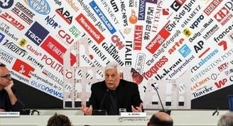 Aiding migrants 'goes against the tide' today, top Jesuit says