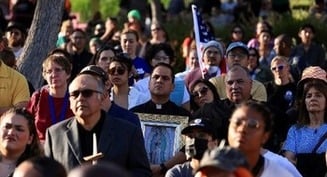 USCCB president: Bishops stand with immigrants 'in this challenging hour'