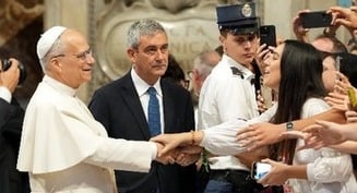 Create encounters, not just content, pope tells digital missionaries, influencers