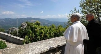 Pope visits mountaintop Marian shrine