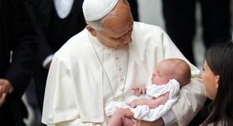 El amor de Cristo es más fuerte que el odio, dice el Papa en su audiencia general
