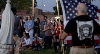 Arizona Catholics hold rosary vigil for Charlie Kirk