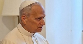 Pope nixes 'virtual pope' idea, explains concerns about AI