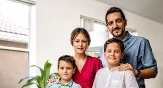 El proyecto de un matrimonio para integrar familia, fe y tecnología