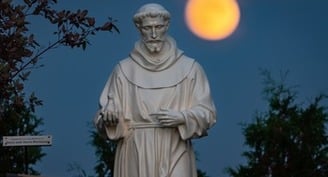 Pope sets Jubilee to mark 800th year since St. Francis' death; saint's body to be displayed
