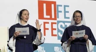 Miles de católicos provida asisten al Life Fest para afirmar que 'el amor es la respuesta'
