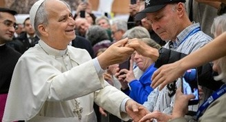 Papa León: Las Escrituras están destinadas a hablar a los creyentes ‘en cada época’