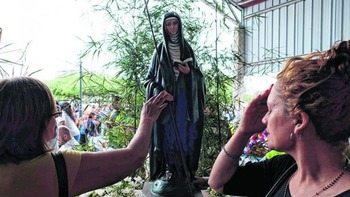El Papa despeja el camino para la canonización de 'Mama Antula'