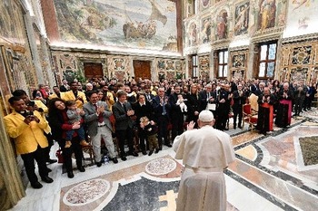 Sports can unite the world, celebrate diversity, pope tells athletes