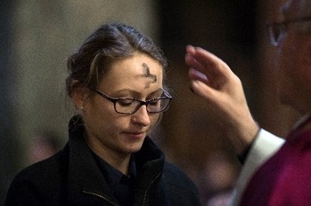 Catholic experts share tips for navigating Ash Wednesday and Valentine's Day