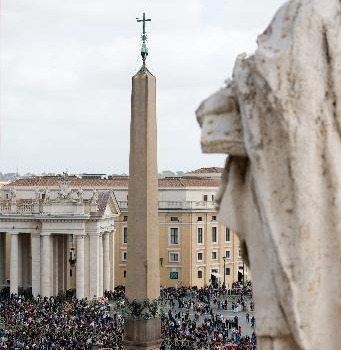Vatican Palm Sunday recalls early Christian martyrs, brave sea captain