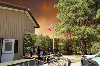'Lots of pain' as families lose everything in New Mexico wildfires, says parish volunteer