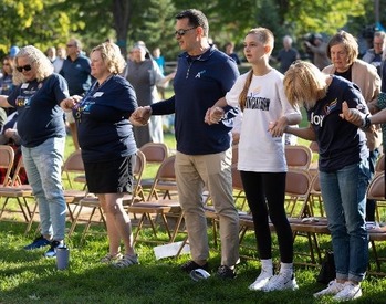Hope, healing highlight prayer service and Mass 1 month since Annunciation shooting