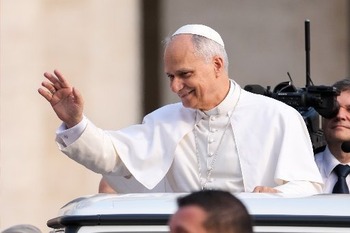 Leo's first official text