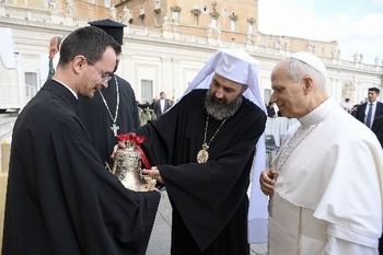 La esperanza no significa tener todas las respuestas, sino esperar y confiar, dice el Papa