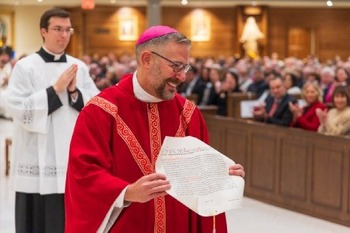 New shepherd of Missouri diocese resolves to serve God and his people with gladness