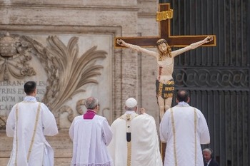 Alleged apparitions of Jesus in Dozulé, France, not supernatural, Vatican says