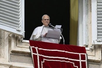 Pope prays for Christians experiencing discrimination, persecution