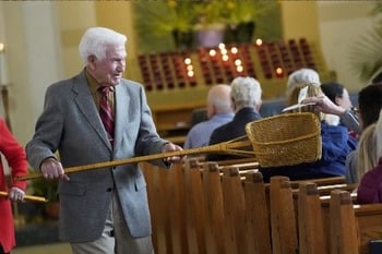 Parishes drive debt forgiveness in the Jubilee Year through medical bill erasure
