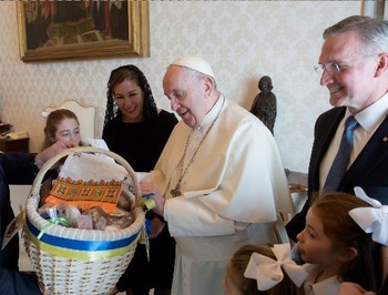 'Pope of the people': Catholic leaders recall Pope Francis as champion of mercy, love