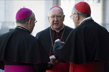Los cardenales eligen a prelados para ofrecer reflexiones sobre la Iglesia, el futuro papa