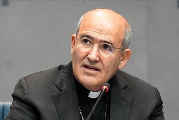 The Portuguese poet that could become pope