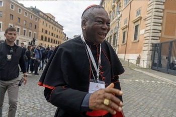 Over-80 cardinals still have role to play in choosing next pope