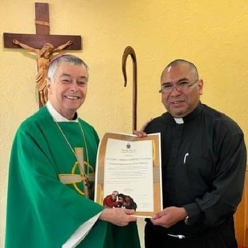 ​Párroco de Kentucky busca mostrar que el rostro de Dios 'es amor y misericordia'