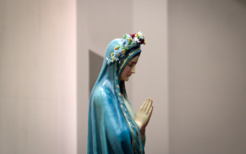 May crowning: The tradition of honoring the Blessed Virgin Mary