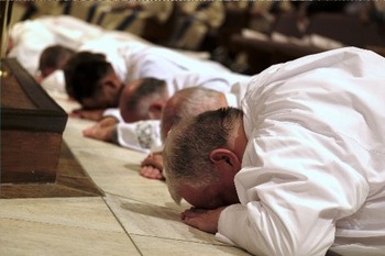 Over 20,000 permanent deacons serve church, but death, retirement bring overall number down
