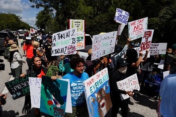 Mass celebrated at 'Alligator Alcatraz' for detained Catholic migrants