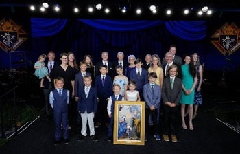 Pope Leo greets Knights of Columbus at Supreme Convention celebrating hope, service
