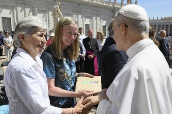 ANÁLISIS: A los 100 días, el papado del Papa León se basa en San Agustín, la reflexión y la unidad