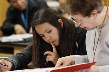 Las escuelas católicas alrededor del país integran la IA en sus planes de enseñanza