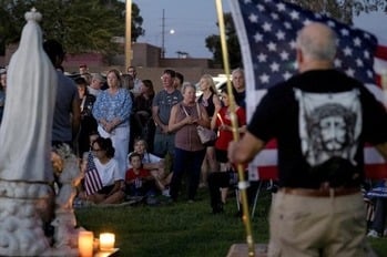 Arizona Catholics hold rosary vigil for Charlie Kirk