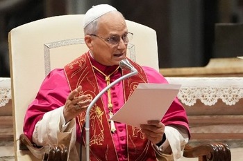 Pope urges church to listen to sorrows of abuse victims, walk together