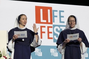 Miles de católicos provida asisten al Life Fest para afirmar que 'el amor es la respuesta'