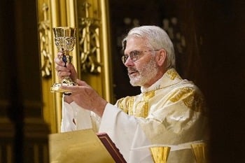 US bishops' president calls for Holy Hour of peace amid 'current climate of fear'