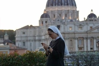 Pope Leo appoints Vincentian sister as new deputy of Vatican press office