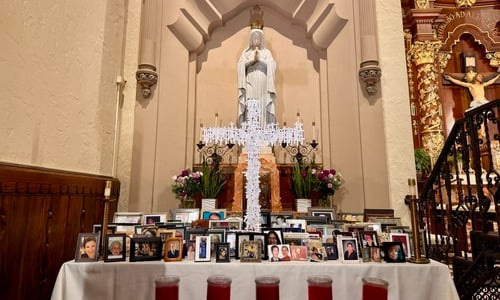 Ofrenda Photo Pick Up