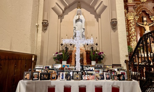 Ofrenda Photo Pick Up