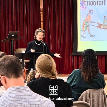 Highlighting Gratitude through Community