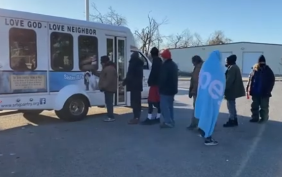 Oklahoma City nun's meal ministry goes mobile