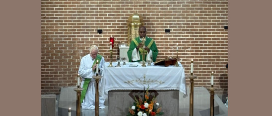 English Mass Sunday 10:00am
